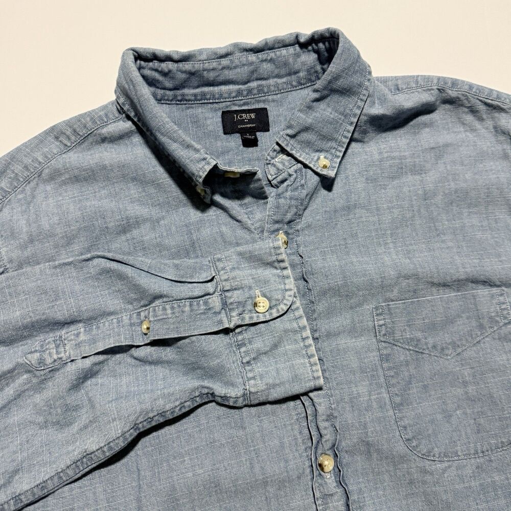 J Crew Chambray Shirt Mens Large Blue Long Sleeve Button Down Classic Cotton